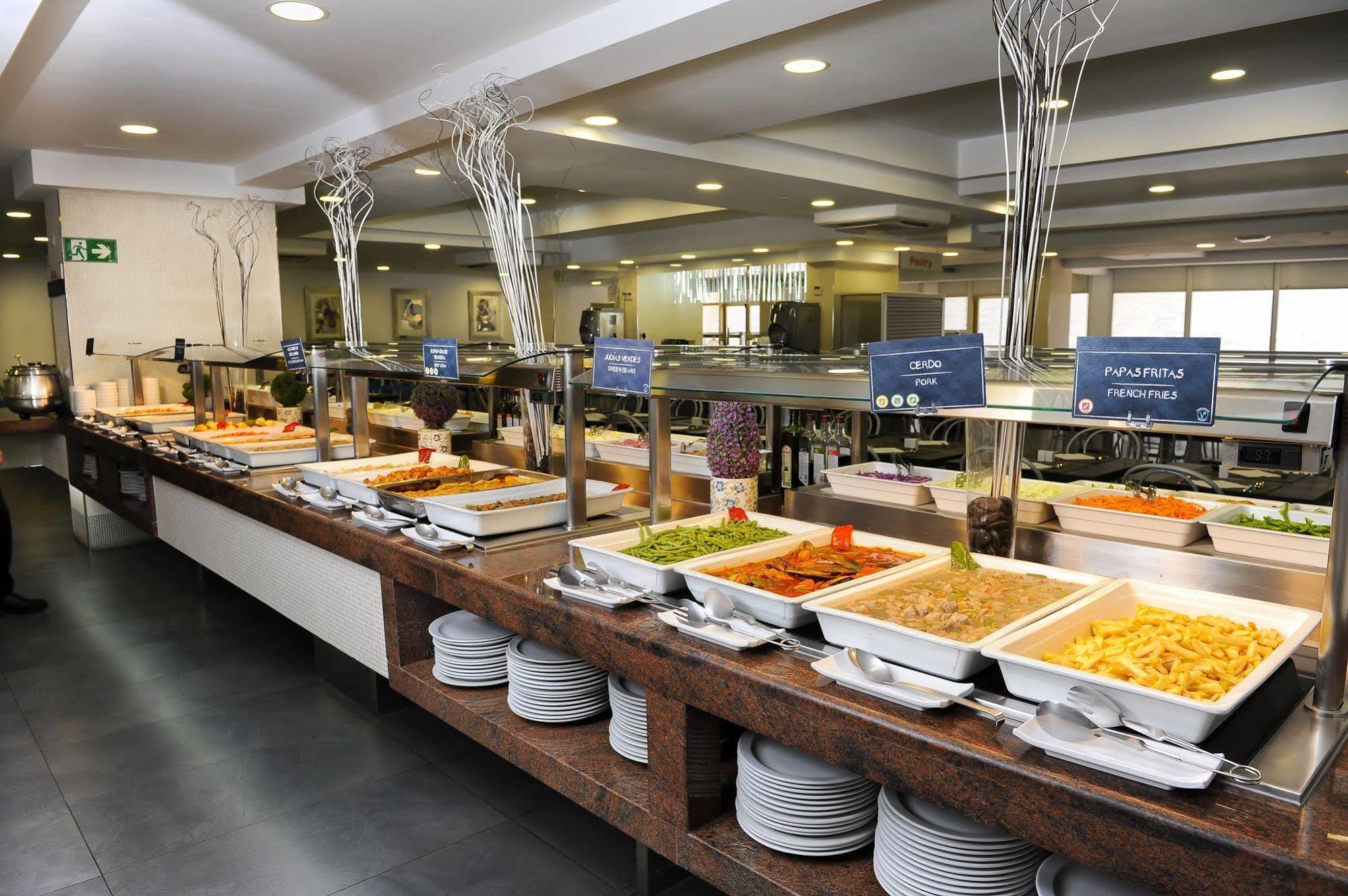 Kn Columbus Hotel apartamentowy 3*